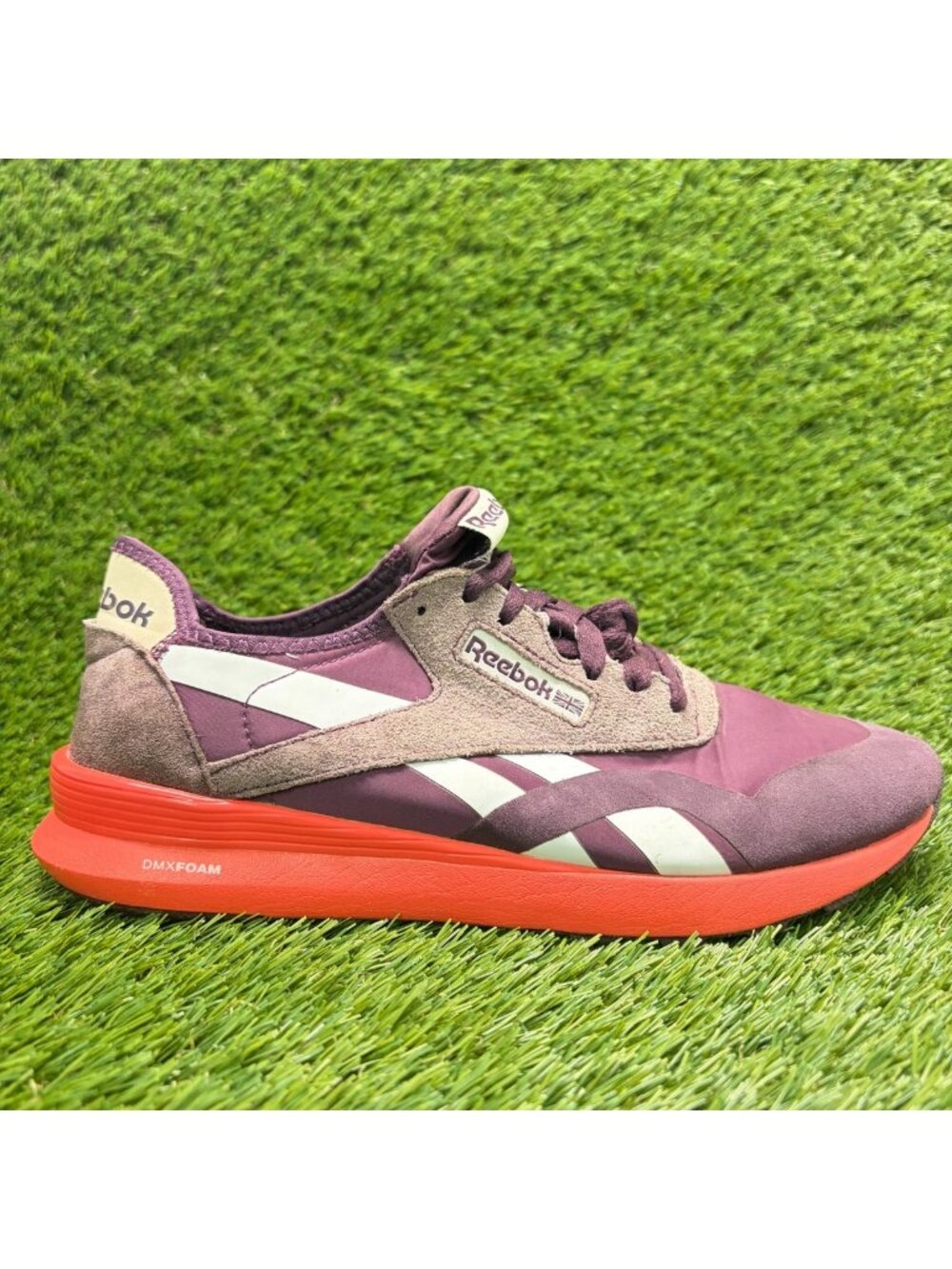 Reebok Classic Nylon SP Womens Size 8.5 Purple Athletic Running Shoes Sneakers